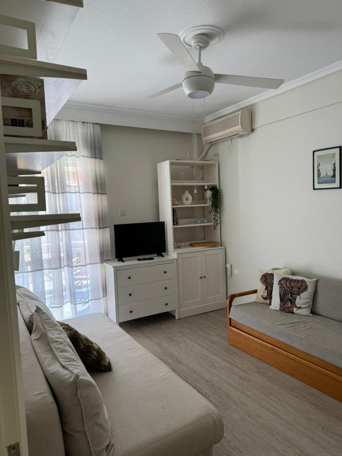 Grandma Mary'S Apartment Nea Playia Экстерьер фото